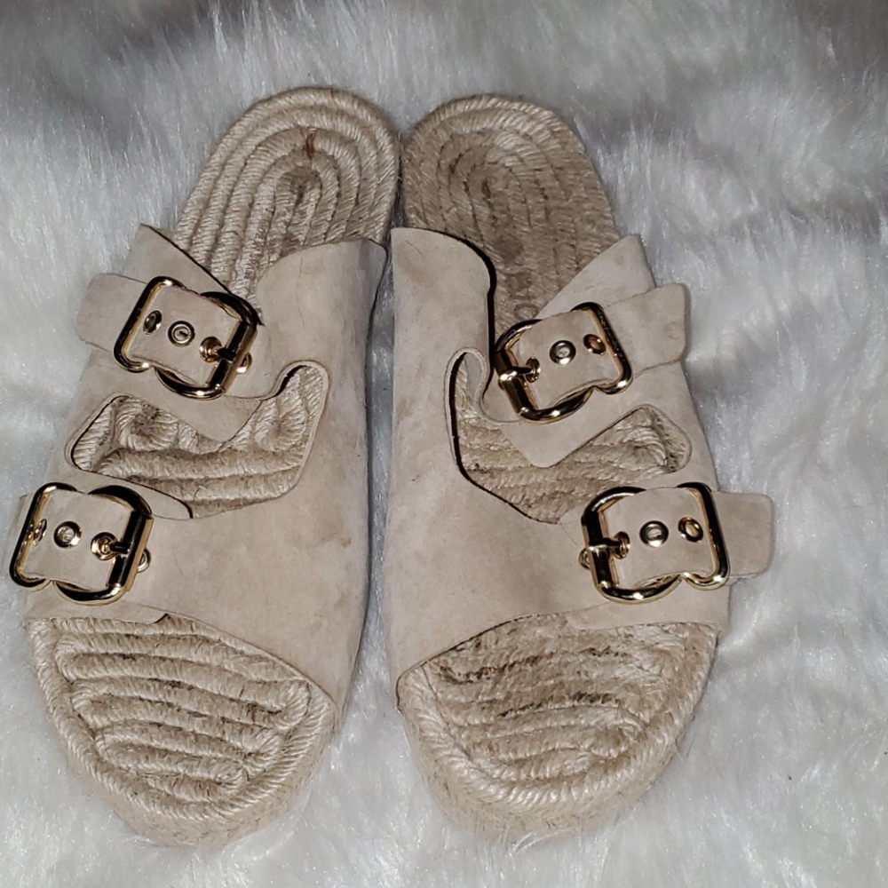 Bio Bio Size 10 Tan Espadrille Sandals